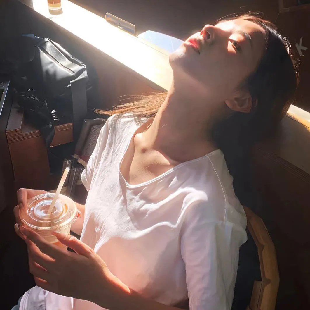 阴目侦信